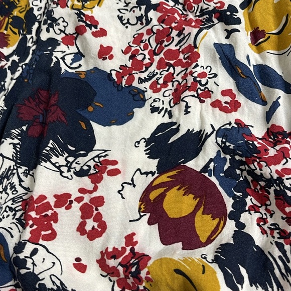 Vibrant Trio: Bundle of Three Rayon Hawaiian Shirts โ Perfect for Summer - Picture 6 of 7